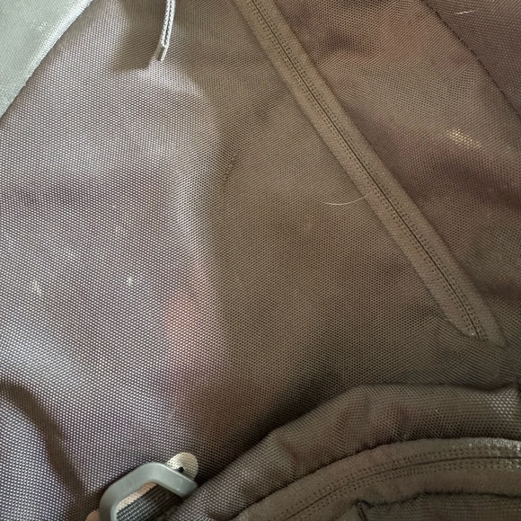 Under Armour Backpack - Picture 6 of 7